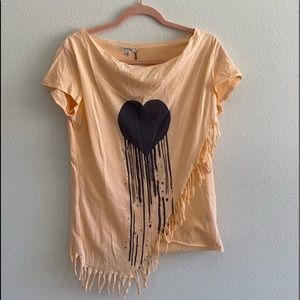 Casual peach/orange tee